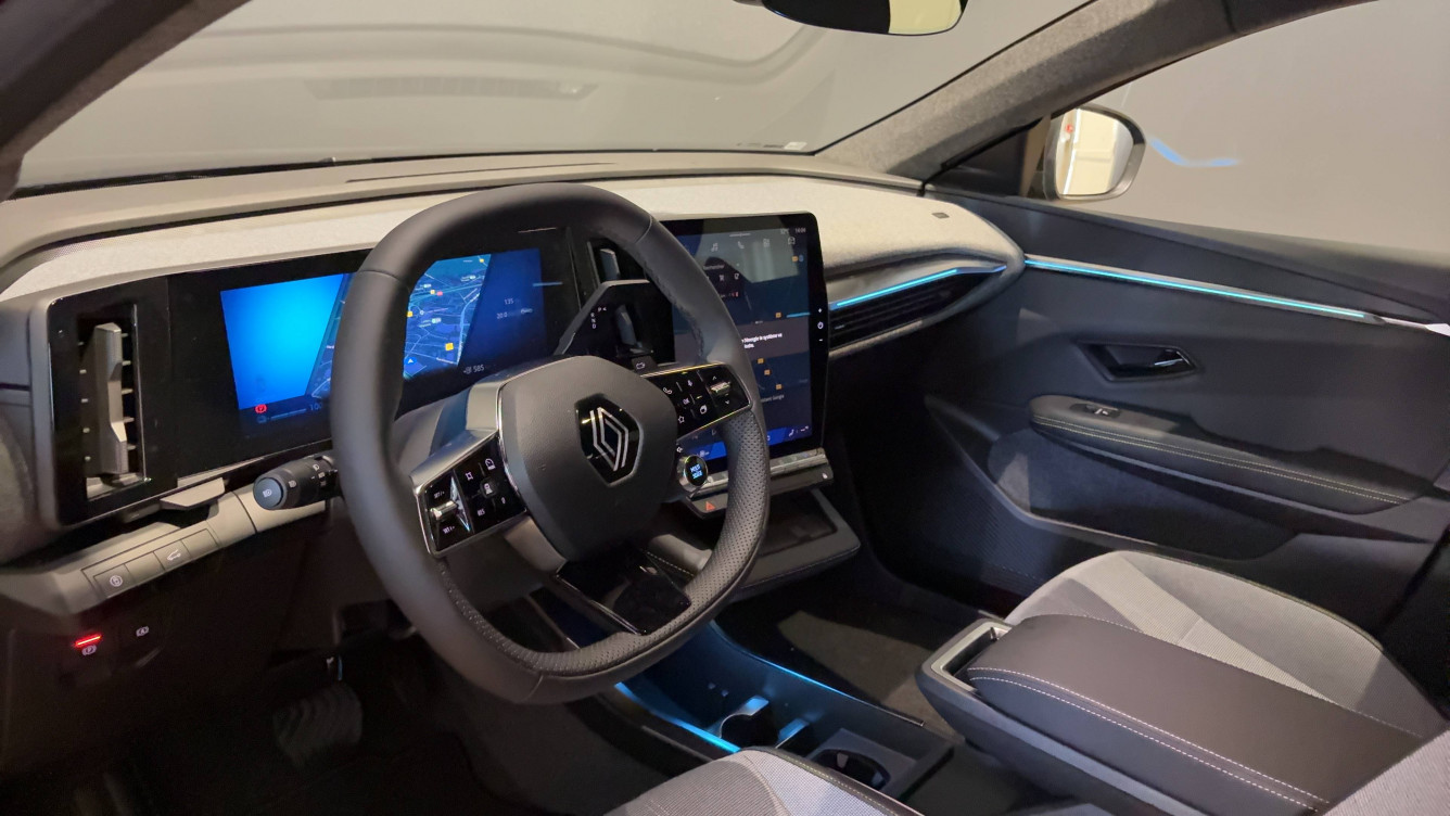 Acheter Renault Scenic 5 Scenic E-Tech electrique 220 ch grande autonomie Techno 5p neuf dans les concessions du Groupe Faurie