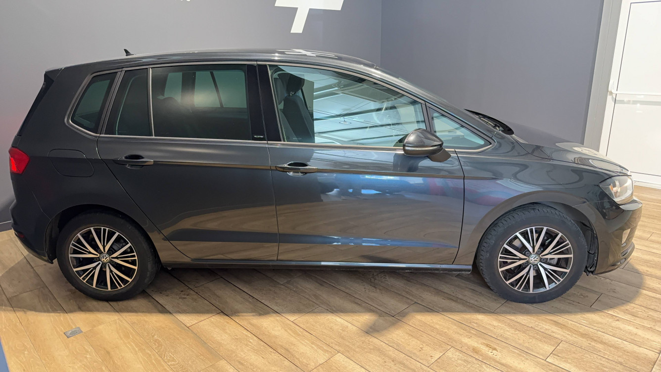 Acheter Volkswagen Golf SW Golf Sportsvan 1.4 TSI 125 BMT DSG7 Série Spéciale Allstar 5p occasion dans les concessions du Groupe Faurie