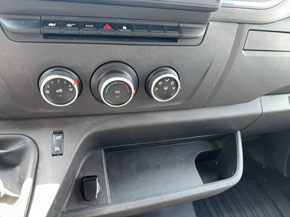 Acheter Renault Master 3 MASTER FGN TRAC F3300 L2H2 ENERGY DCI 150 GRAND CONFORT 4p occasion dans les concessions du Groupe Faurie