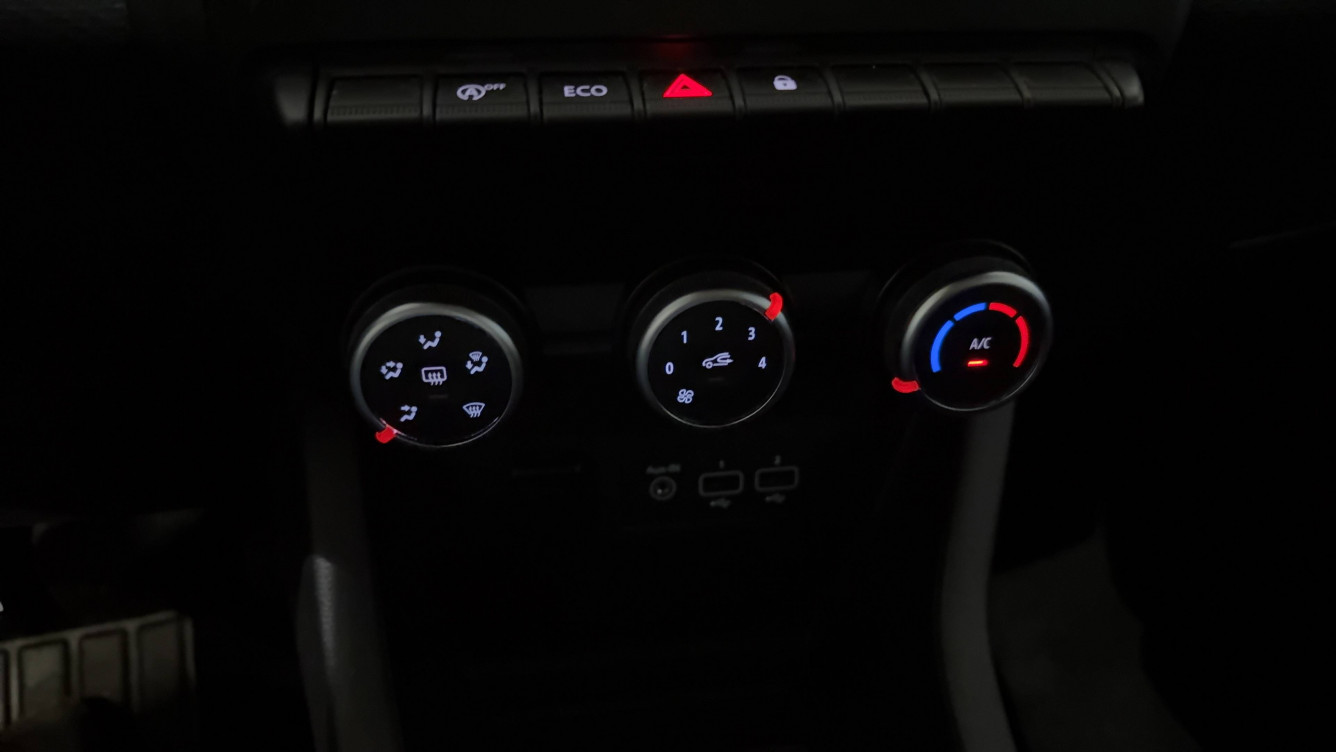 Acheter Renault Clio 5 Clio Blue dCi 100 - 21N Business 5p occasion dans les concessions du Groupe Faurie