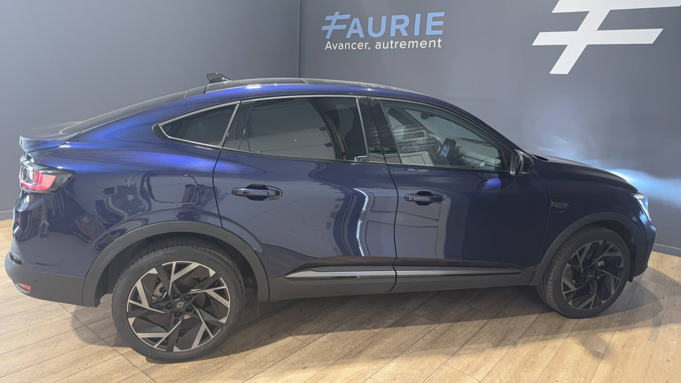 Acheter Renault Arkana Arkana E-Tech 145 - 23 esprit Alpine 5p occasion dans les concessions du Groupe Faurie