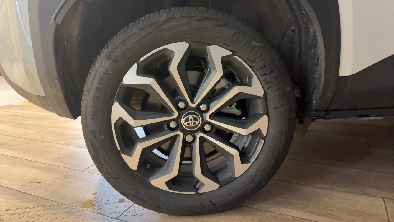 Acheter Toyota Yaris Cross Yaris Cross Hybride 116h 2WD Design 5p occasion dans les concessions du Groupe Faurie