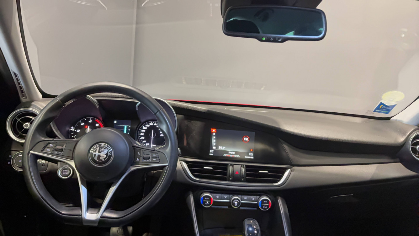 Acheter Alfa Romeo Giulia Giulia 2.2 180 ch AT8 Super 4p occasion dans les concessions du Groupe Faurie