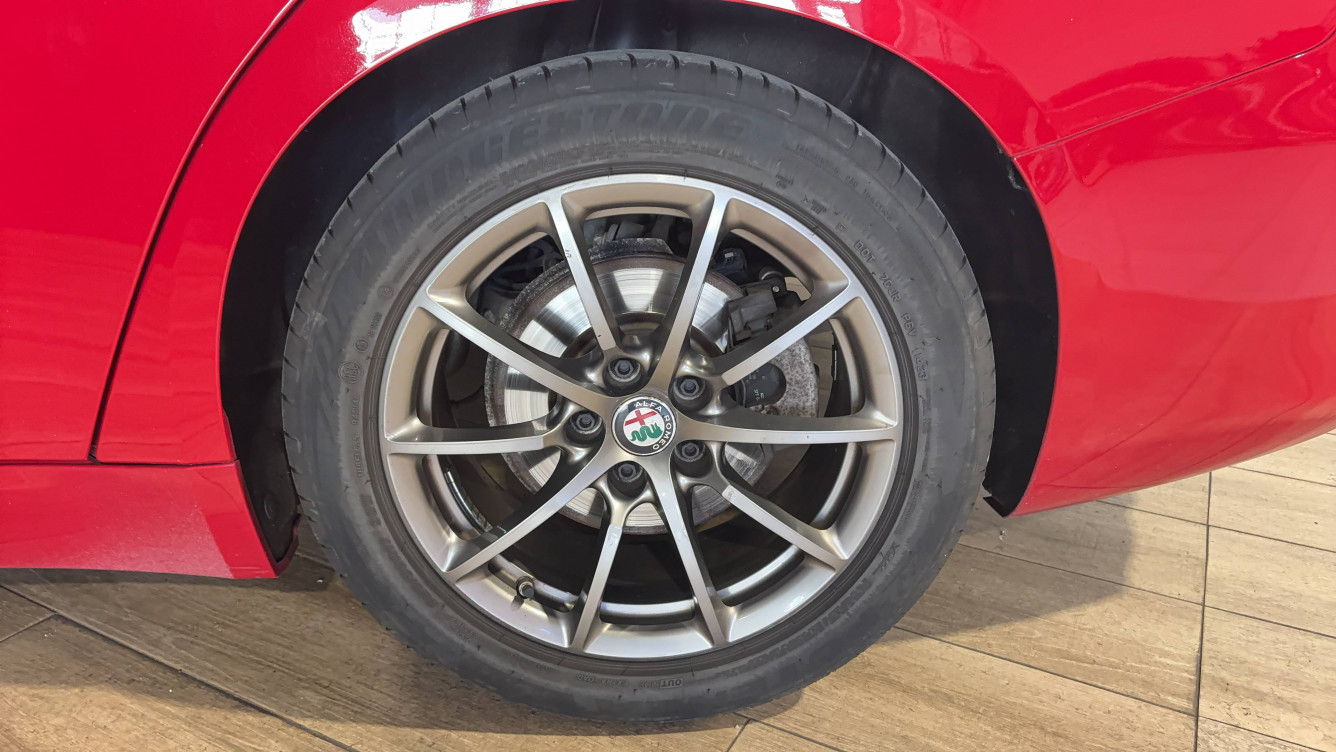 Acheter Alfa Romeo Giulia Giulia 2.2 180 ch AT8 Super 4p occasion dans les concessions du Groupe Faurie