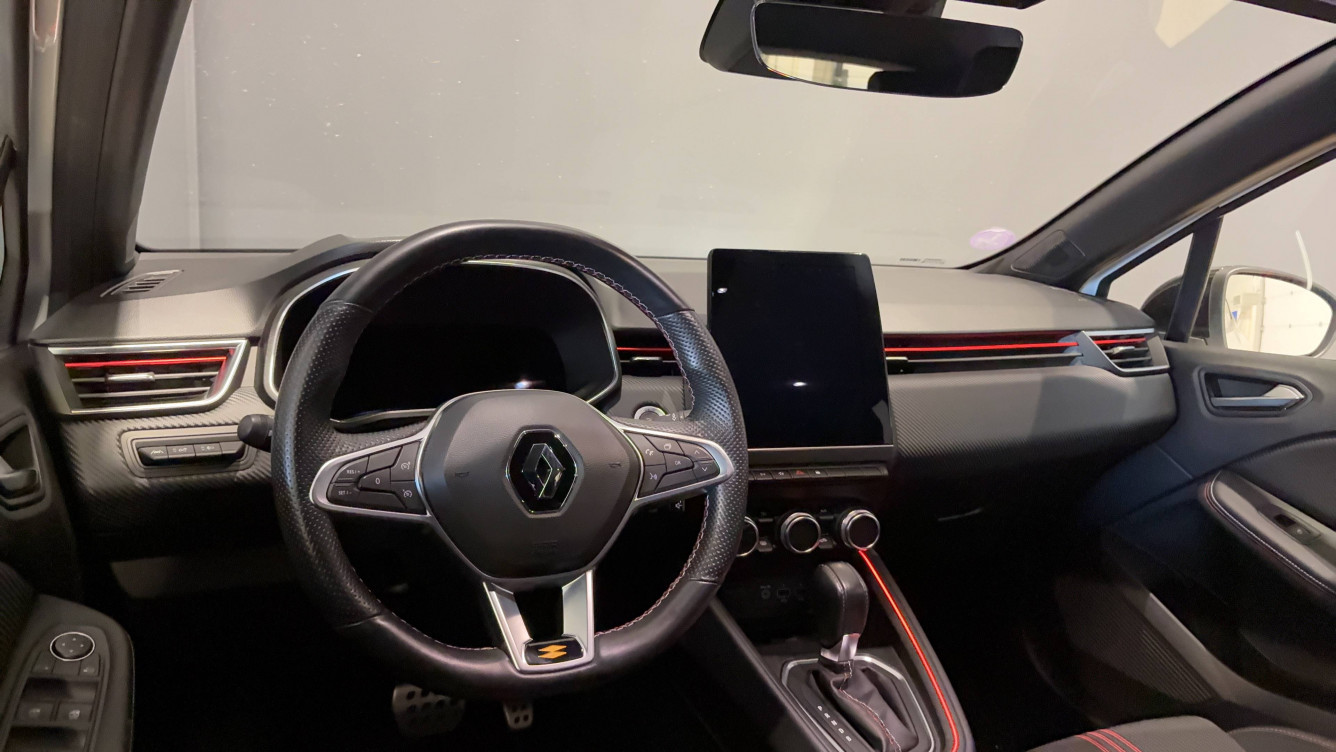 Acheter Renault Clio 5 Clio E-Tech hybride 145 RS Line 5p occasion dans les concessions du Groupe Faurie