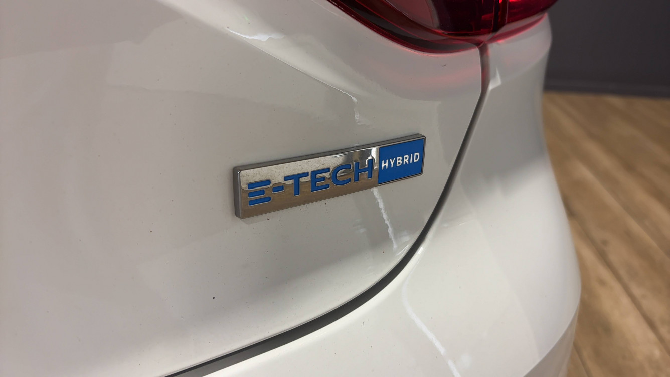 Acheter Renault Clio 5 Clio E-Tech hybride 145 RS Line 5p occasion dans les concessions du Groupe Faurie