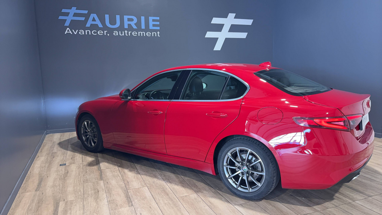 Acheter Alfa Romeo Giulia Giulia 2.2 180 ch AT8 Super 4p occasion dans les concessions du Groupe Faurie