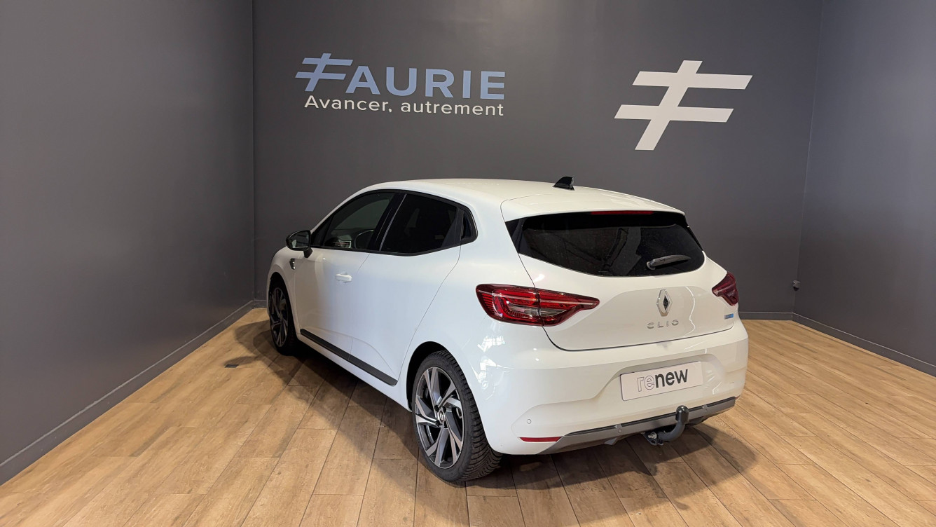 Acheter Renault Clio 5 Clio E-Tech hybride 145 RS Line 5p occasion dans les concessions du Groupe Faurie