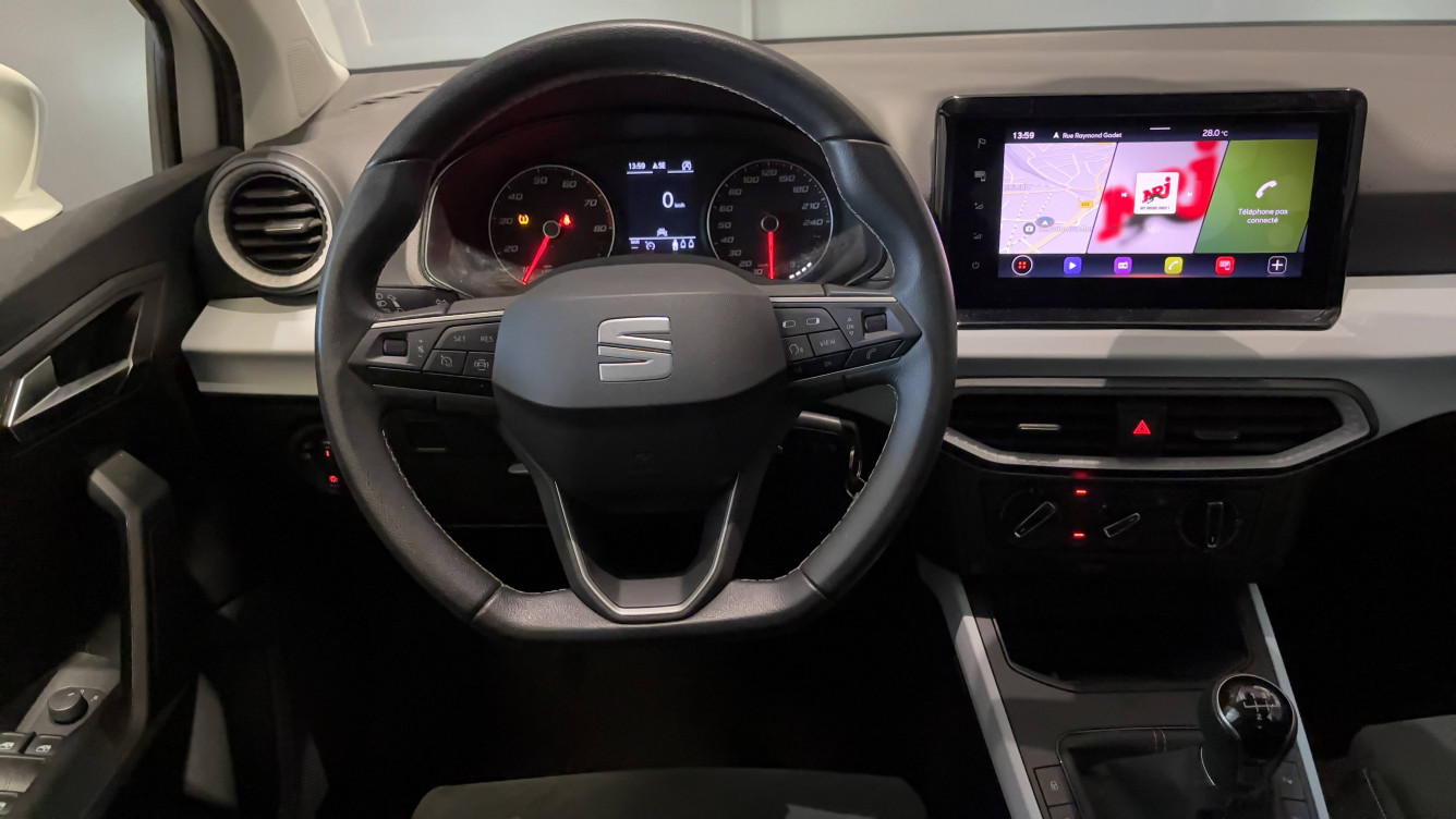 Acheter Seat Arona Arona 1.0 TSI 95 ch Start/Stop BVM5 Urban 5p occasion dans les concessions du Groupe Faurie