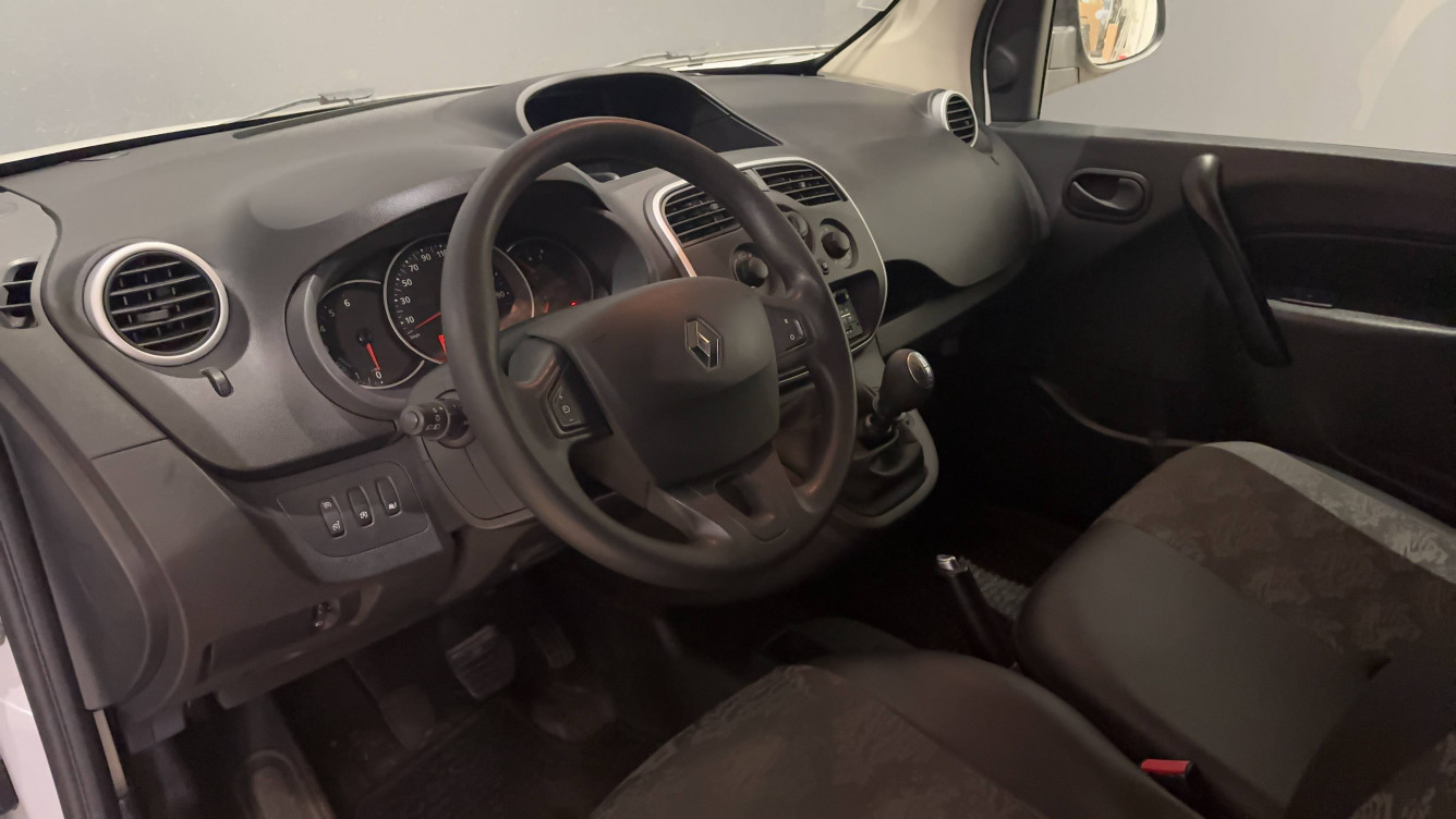 Acheter Renault Kangoo Express 2 KANGOO EXPRESS BLUE DCI 95 GRAND CONFORT 5p occasion dans les concessions du Groupe Faurie