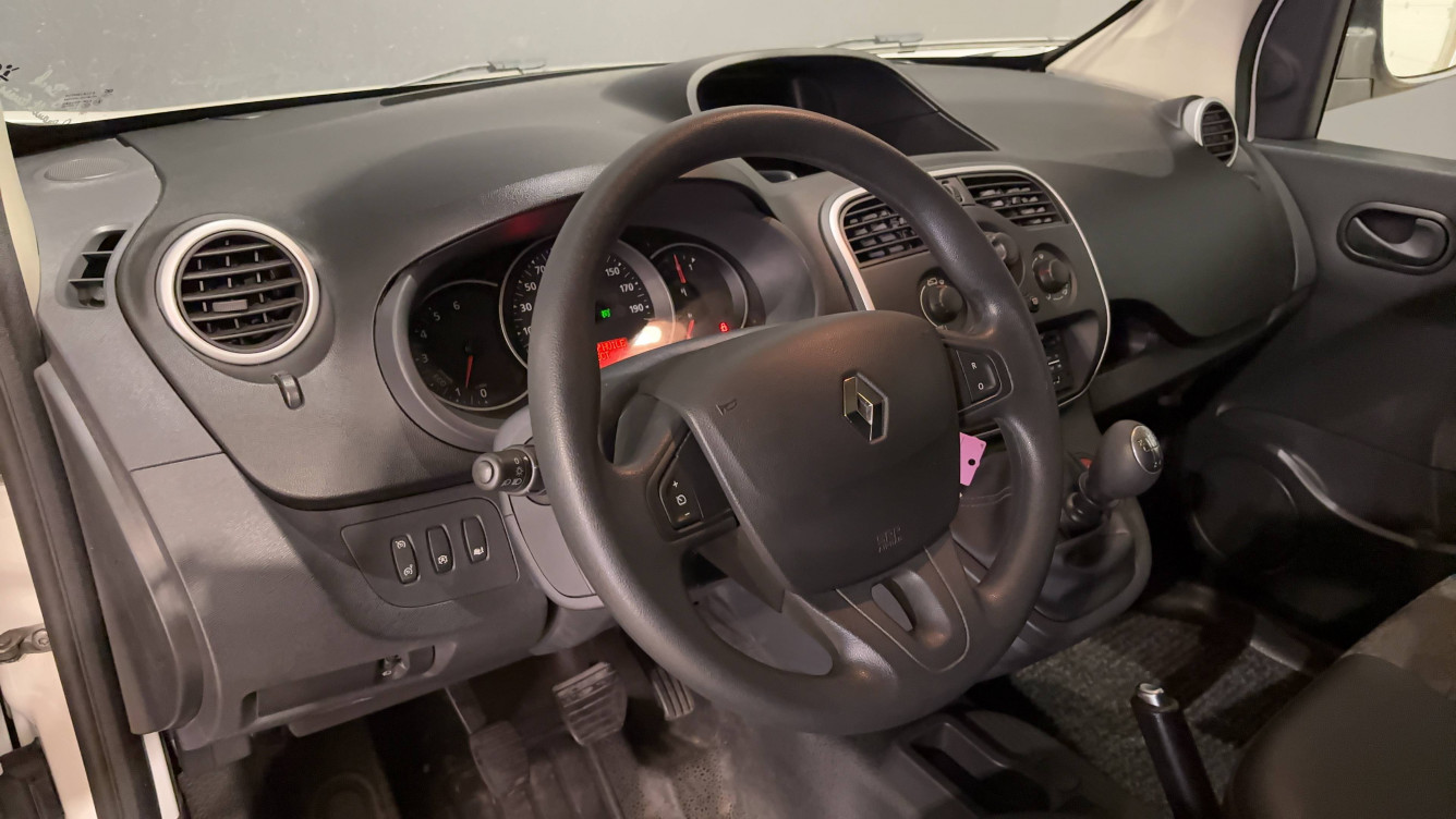 Acheter Renault Kangoo Express 2 KANGOO EXPRESS BLUE DCI 95 GRAND CONFORT 5p occasion dans les concessions du Groupe Faurie