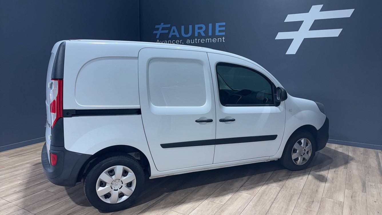 Acheter Renault Kangoo Express 2 KANGOO EXPRESS BLUE DCI 95 GRAND CONFORT 5p occasion dans les concessions du Groupe Faurie