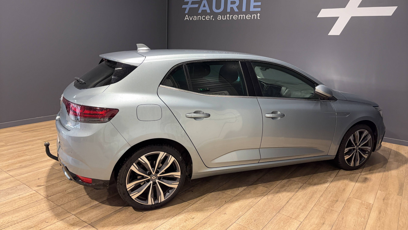 Acheter Renault Megane 4 Mégane IV Berline Blue dCi 115 Intens 5p occasion dans les concessions du Groupe Faurie