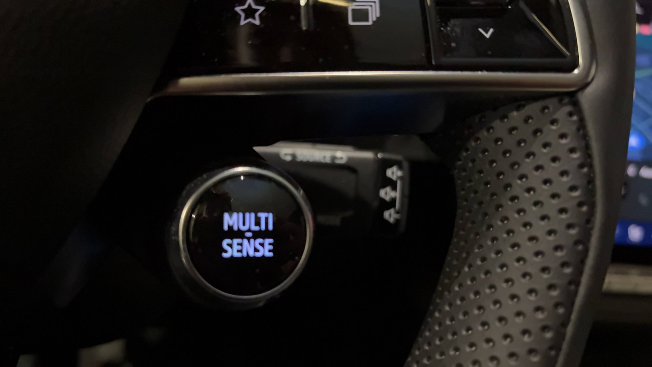 Acheter Renault Scenic 5 Scenic E-Tech electrique 220 ch grande autonomie Techno Iconic 5p occasion dans les concessions du Groupe Faurie