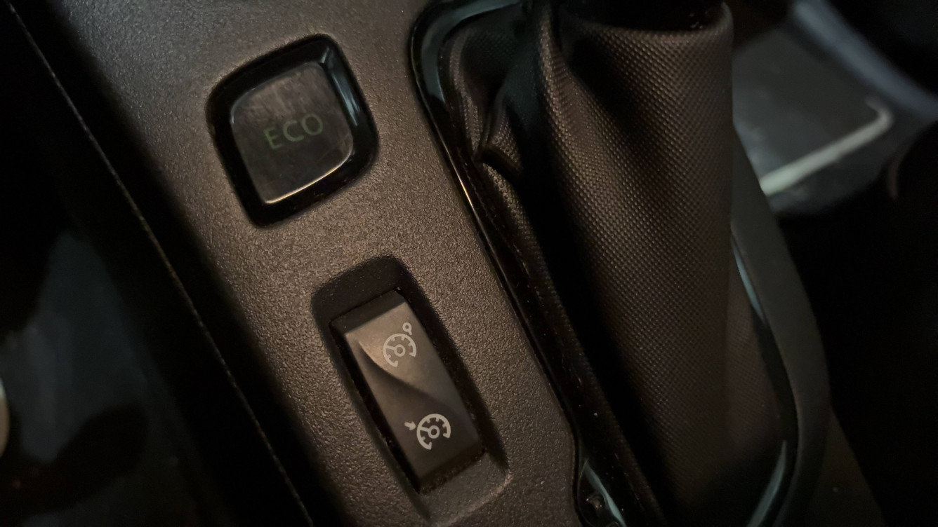 Acheter Renault Zoe Zoe Intens Gamme 2017 5p occasion dans les concessions du Groupe Faurie