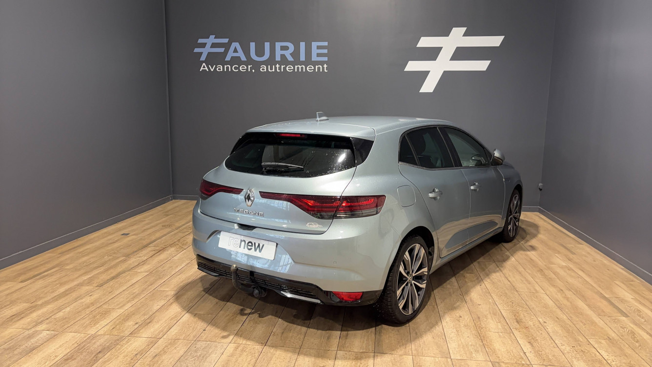 Acheter Renault Megane 4 Mégane IV Berline Blue dCi 115 Intens 5p occasion dans les concessions du Groupe Faurie