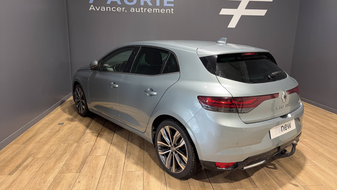 Acheter Renault Megane 4 Mégane IV Berline Blue dCi 115 Intens 5p occasion dans les concessions du Groupe Faurie