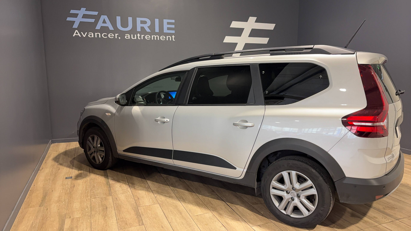 Acheter Dacia Jogger Jogger TCe 110 7 places Confort 5p occasion dans les concessions du Groupe Faurie