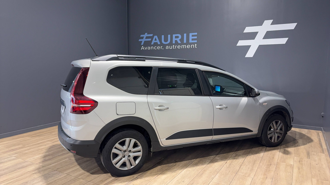 Acheter Dacia Jogger Jogger TCe 110 7 places Confort 5p occasion dans les concessions du Groupe Faurie