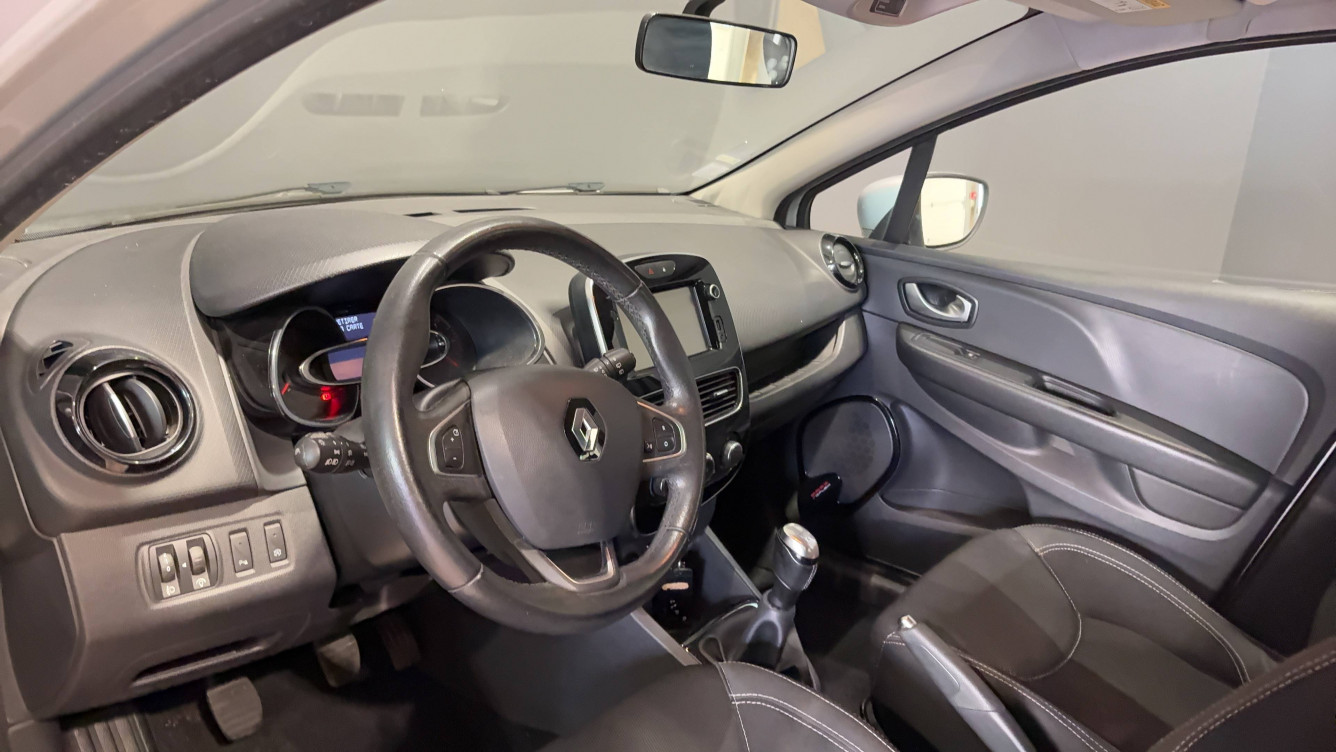 Acheter Renault Clio 4 Clio TCe 90 Energy Business 5p occasion dans les concessions du Groupe Faurie