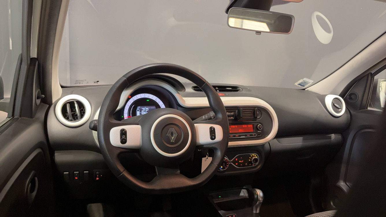Acheter Renault Twingo Electrique Twingo III E-Tech Authentic 5p occasion dans les concessions du Groupe Faurie