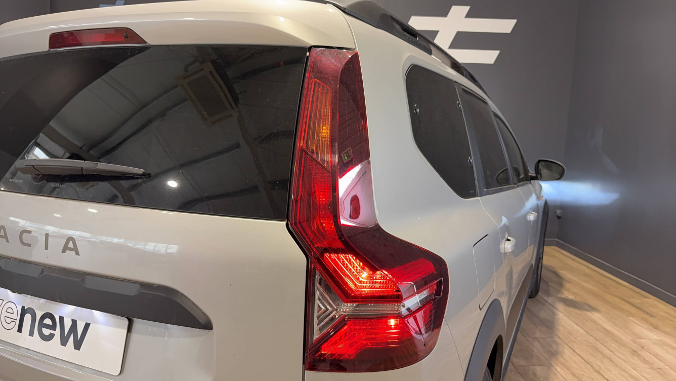 Acheter Dacia Jogger Jogger TCe 110 7 places Confort 5p occasion dans les concessions du Groupe Faurie
