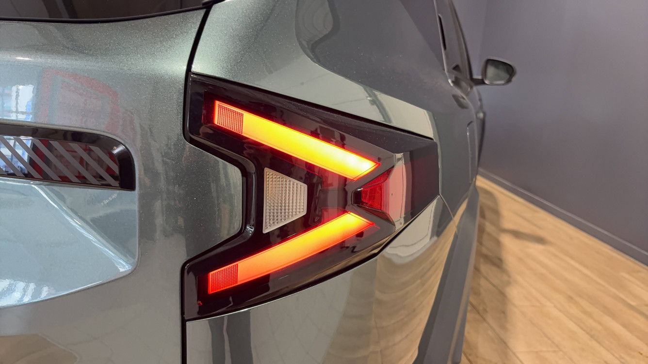 Acheter Dacia Bigster Bigster Hybrid 155 Extreme 5p neuf dans les concessions du Groupe Faurie