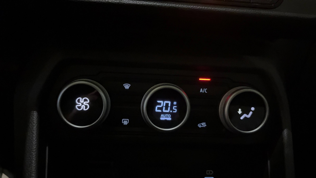 Acheter Dacia Jogger Jogger Hybrid 140 5 places GSR2 Extreme 5p neuf dans les concessions du Groupe Faurie