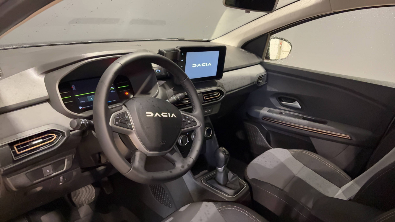Acheter Dacia Jogger Jogger Hybrid 140 5 places GSR2 Extreme 5p neuf dans les concessions du Groupe Faurie