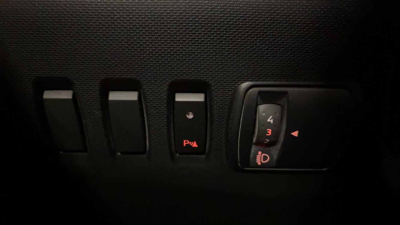 Acheter Renault Twingo 3 Twingo III 0.9 TCe 90 Intens EDC 5p occasion dans les concessions du Groupe Faurie