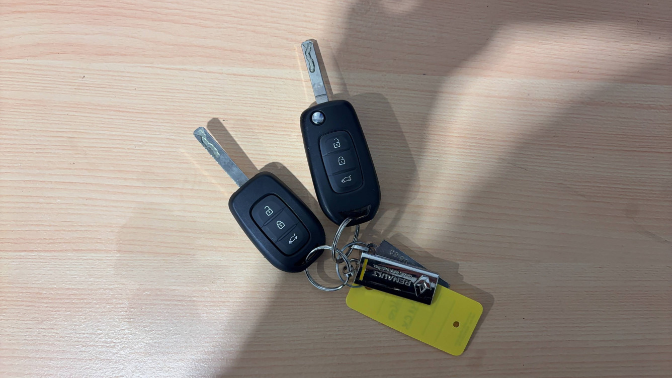 Acheter Renault Twingo 3 Twingo III 0.9 TCe 90 Intens EDC 5p occasion dans les concessions du Groupe Faurie