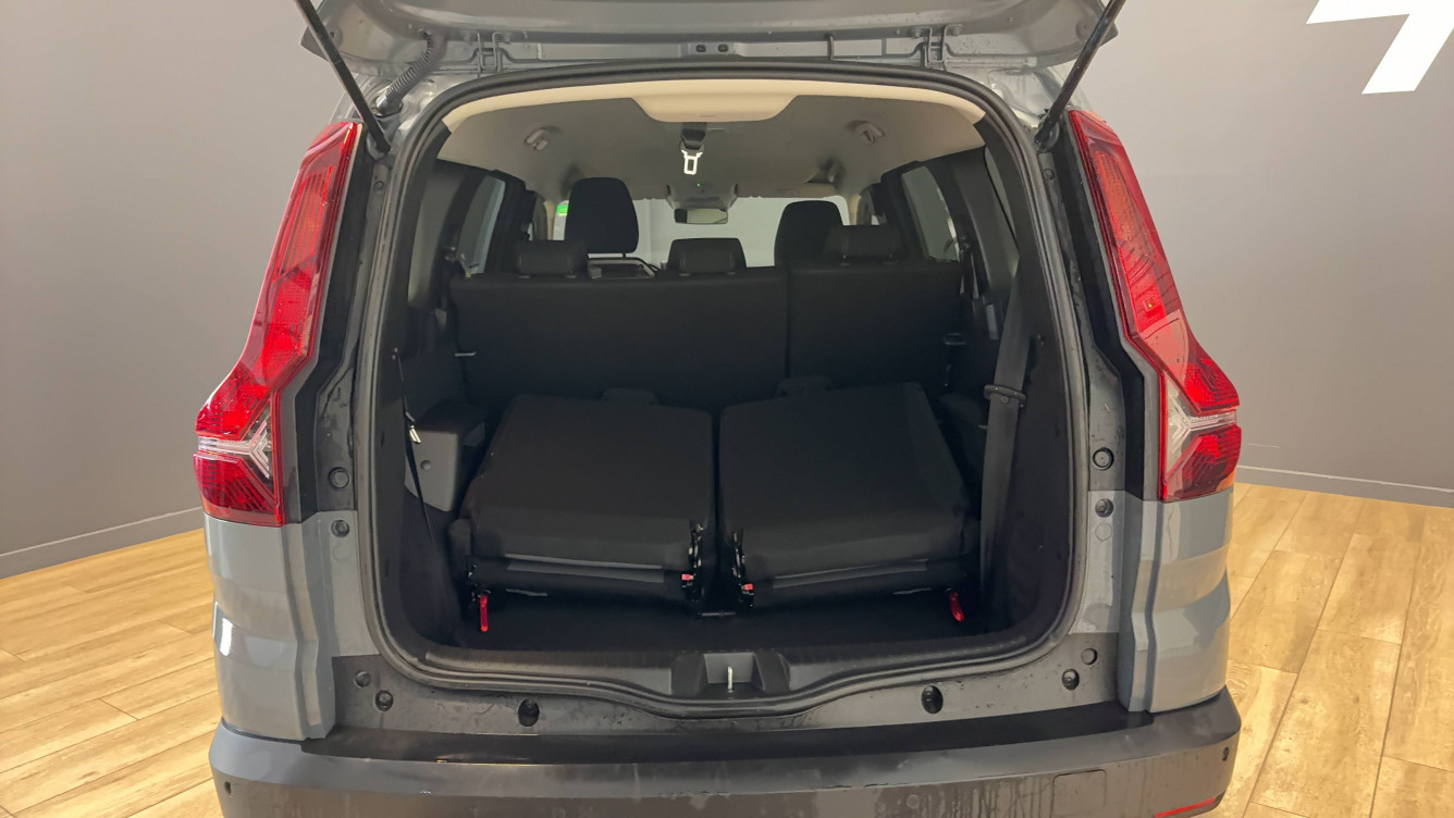 Acheter Dacia Jogger Jogger Hybrid 140 7 places GSR2 Extreme + 5p occasion dans les concessions du Groupe Faurie