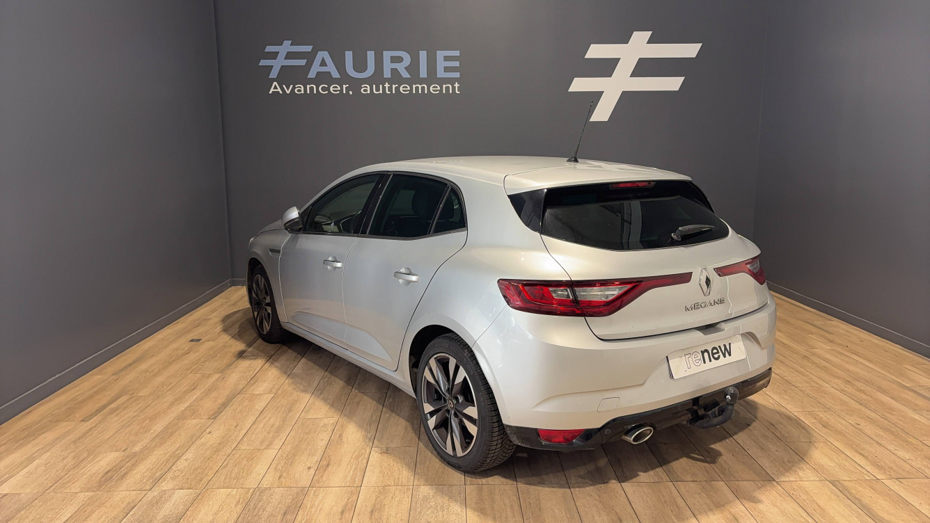 Acheter Renault Megane 4 Mégane IV Berline Blue dCi 115 EDC Intens 5p occasion dans les concessions du Groupe Faurie