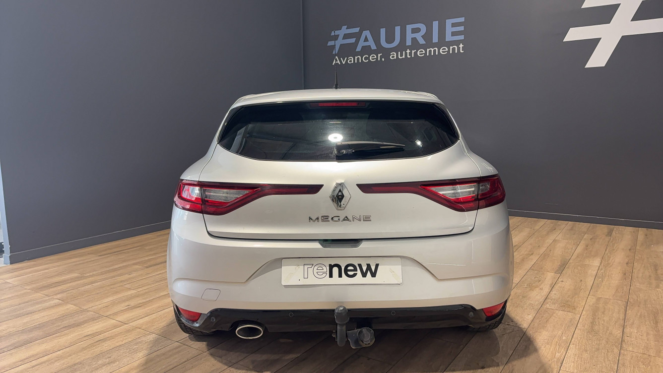 Acheter Renault Megane 4 Mégane IV Berline Blue dCi 115 EDC Intens 5p occasion dans les concessions du Groupe Faurie