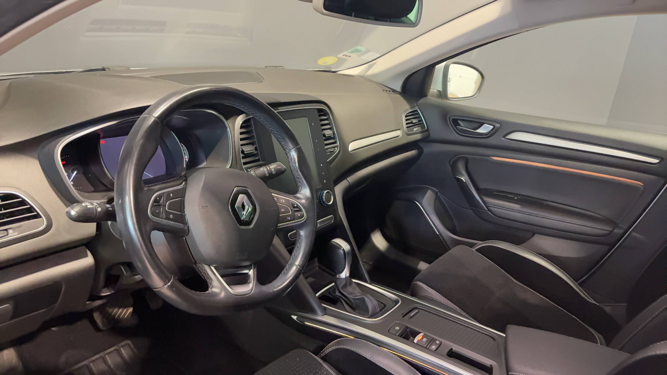 Acheter Renault Megane 4 Mégane IV Berline Blue dCi 115 EDC Intens 5p occasion dans les concessions du Groupe Faurie