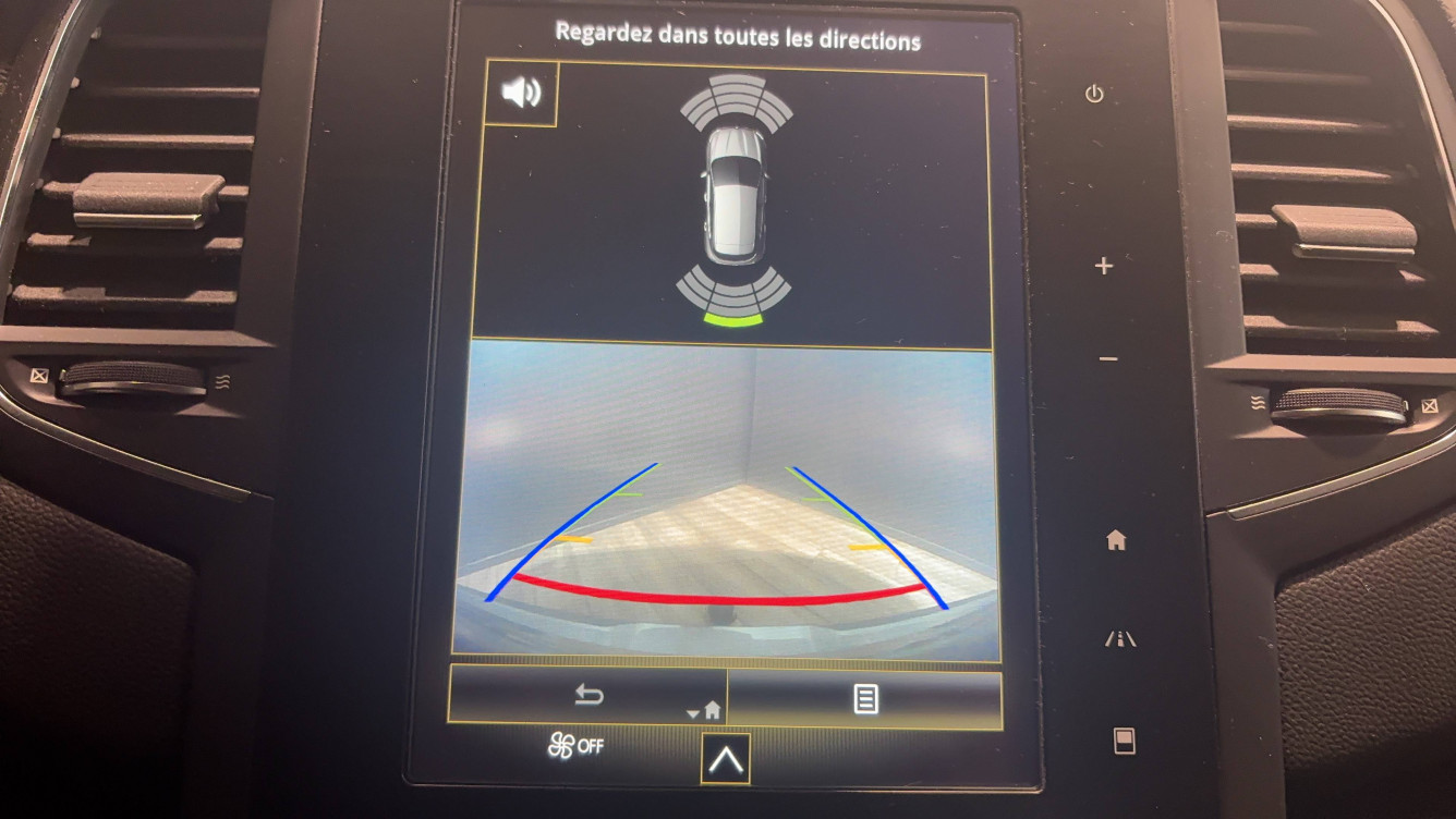 Acheter Renault Megane 4 Mégane IV Berline Blue dCi 115 EDC Intens 5p occasion dans les concessions du Groupe Faurie