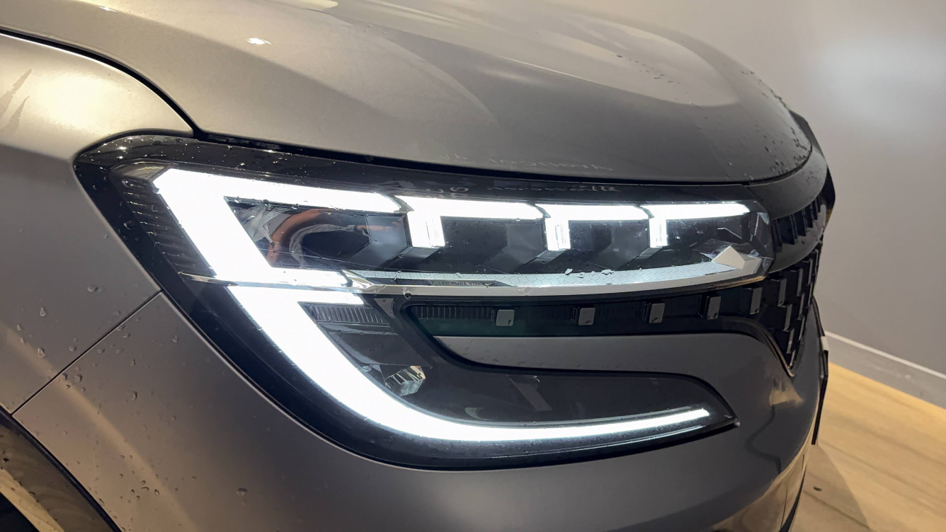 Acheter Renault Austral Austral E-Tech full hybrid 200 GSR2 Techno esprit Alpine 5p occasion dans les concessions du Groupe Faurie
