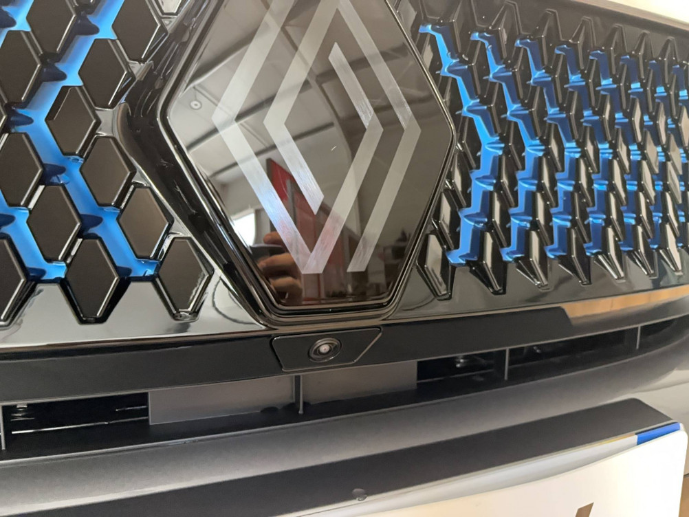 Acheter Renault Rafale Rafale hyper hybrid E-Tech 4x4 300 atelier Alpine 5p neuf dans les concessions du Groupe Faurie