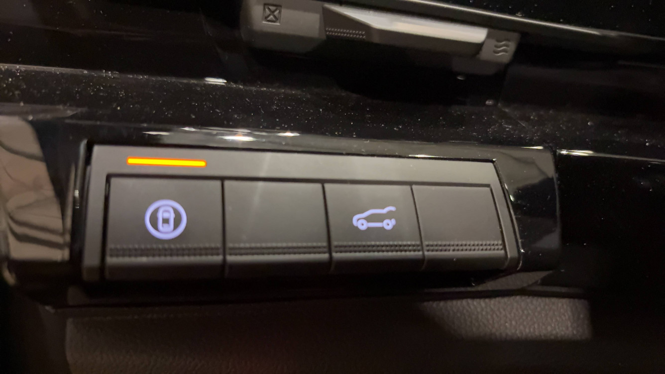 Acheter Renault Austral Austral full hybrid E-Tech 200 ch Esprit Alpine 5p neuf dans les concessions du Groupe Faurie