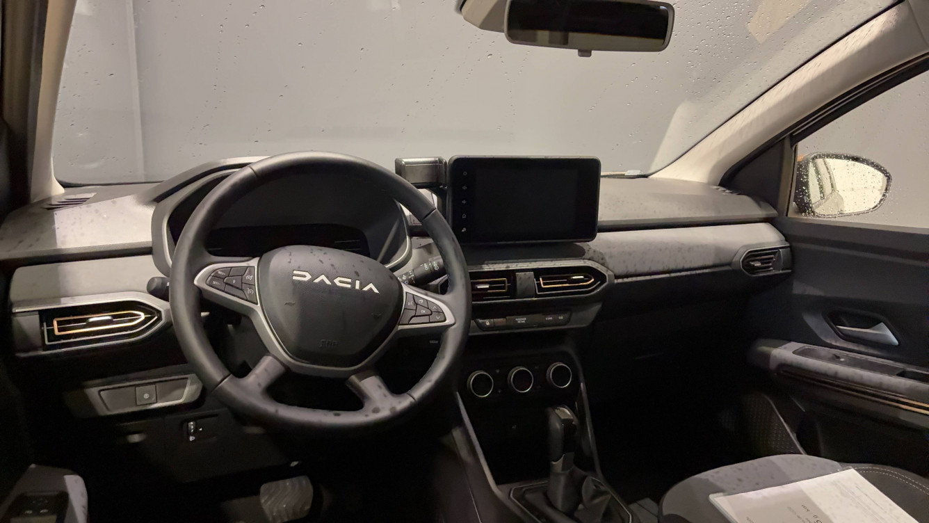 Acheter Dacia Jogger Jogger Hybrid 140 5 places GSR2 Extreme 5p neuf dans les concessions du Groupe Faurie