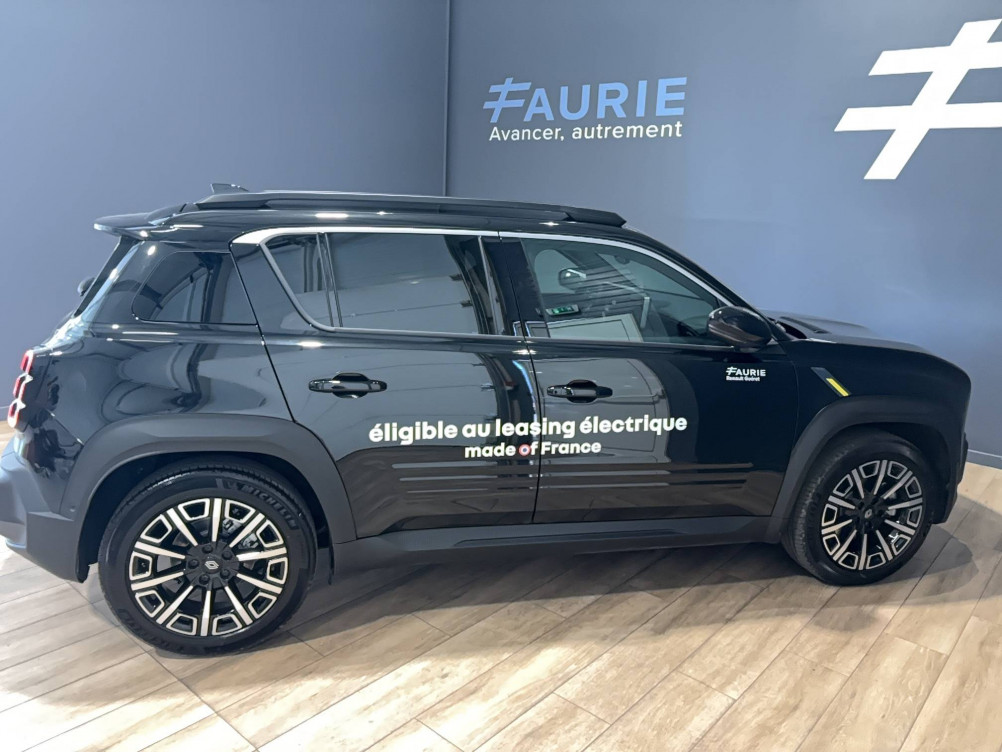 Acheter Renault Renault 4 Renault 4 E-Tech Electrique 150 ch autonomie confort Iconic 5p neuf dans les concessions du Groupe Faurie