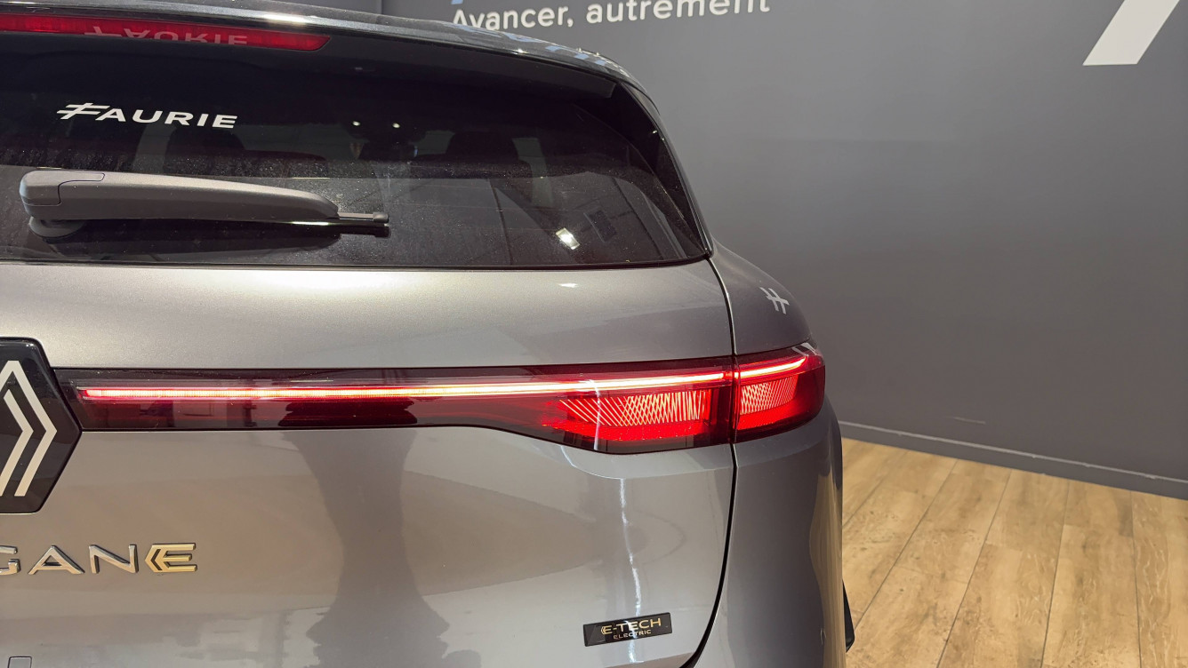 Acheter Renault Megane E-Tech Megane E-Tech 220 ch autonomie confort AC22 Techno 5p neuf dans les concessions du Groupe Faurie