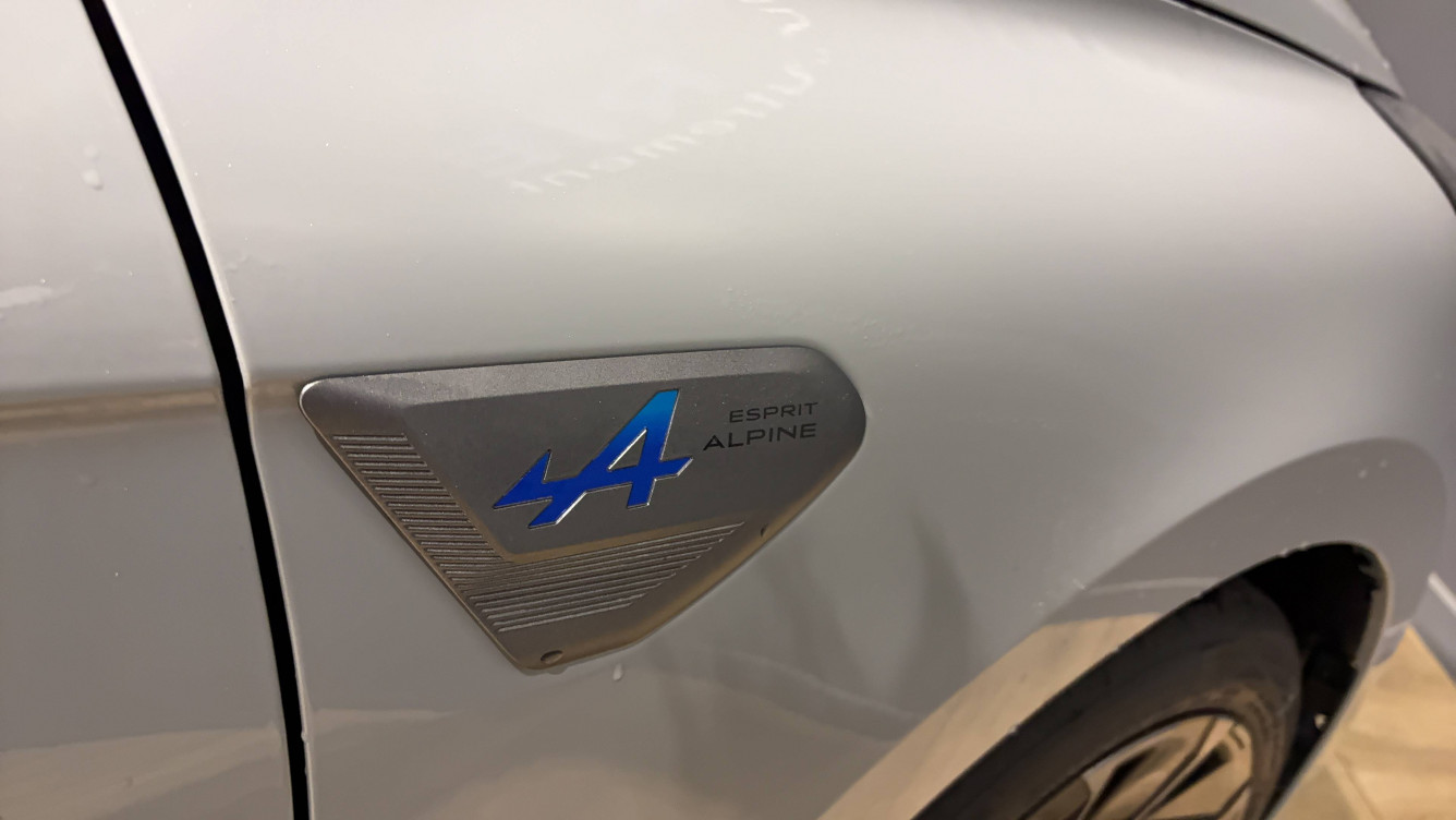 Acheter Renault Clio 5 Clio TCe 90 GSR2 Esprit Alpine 5p neuf dans les concessions du Groupe Faurie