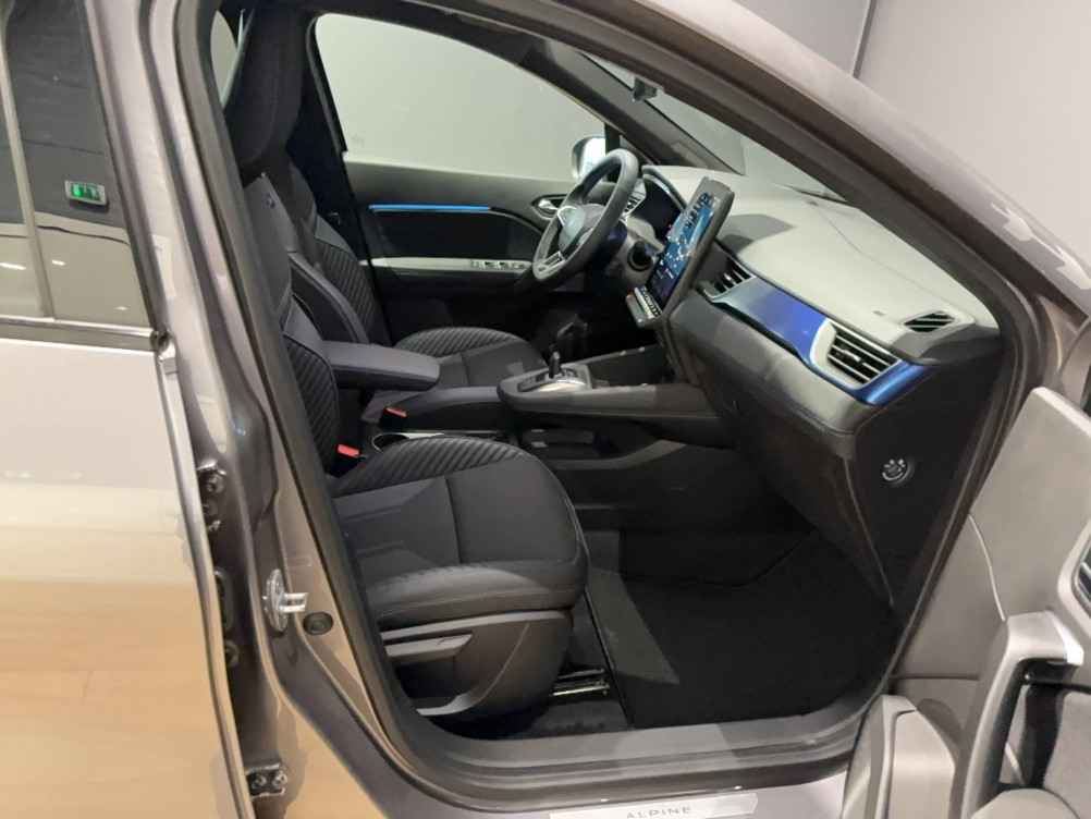 Acheter Renault Captur 2 Captur E-Tech full hybrid 160 ch esprit Alpine 5p neuf dans les concessions du Groupe Faurie