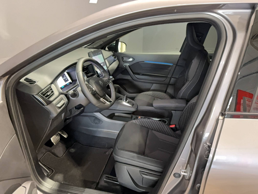 Acheter Renault Captur 2 Captur E-Tech full hybrid 160 ch esprit Alpine 5p neuf dans les concessions du Groupe Faurie