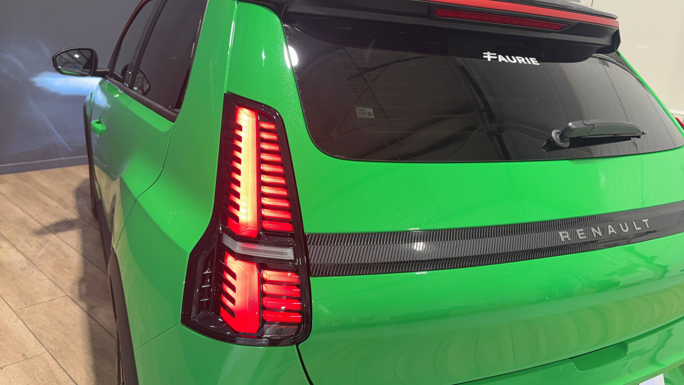 Acheter Renault Renault 5 Renault 5 E-Tech Electrique 150 ch autonomie confort Techno 5p neuf dans les concessions du Groupe Faurie