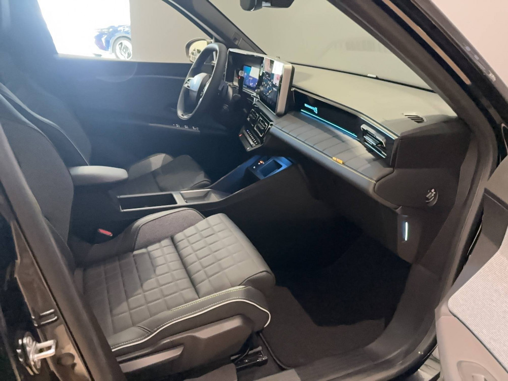 Acheter Renault Renault 4 Renault 4 E-Tech Electrique 150 ch autonomie confort Iconic 5p neuf dans les concessions du Groupe Faurie