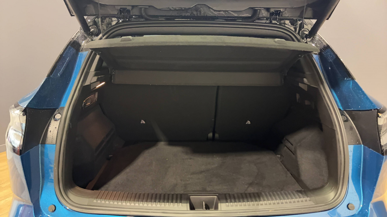 Acheter Renault Austral Austral full hybrid E-Tech 200 ch Esprit Alpine 5p neuf dans les concessions du Groupe Faurie