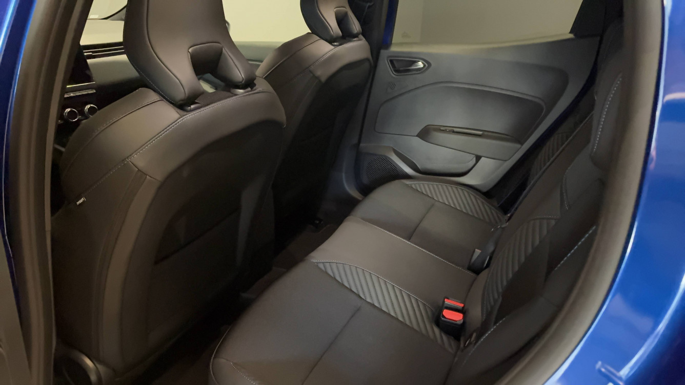 Acheter Renault Clio 5 Clio E-Tech full hybrid 145 ch GSR2 Esprit Alpine 5p neuf dans les concessions du Groupe Faurie