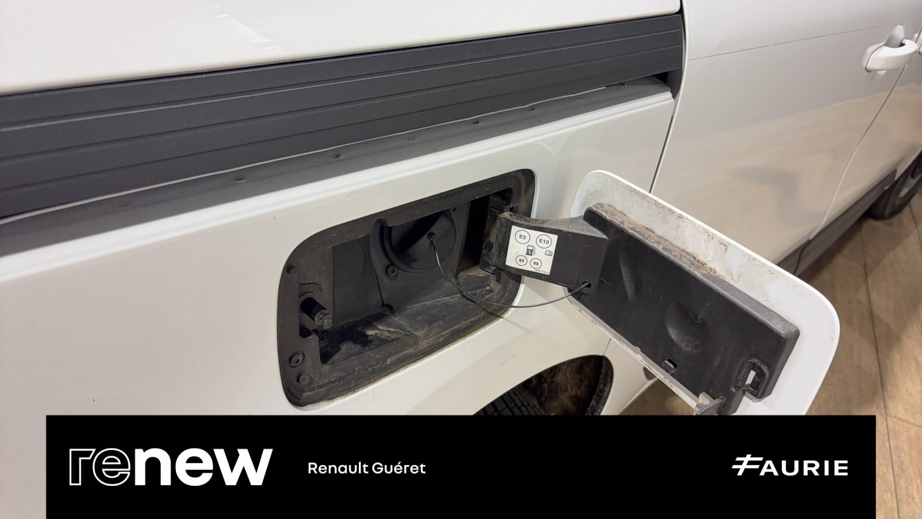 Acheter Renault Kangoo 3 KANGOO VAN TCE 130 EXTRA - 22 5p occasion dans les concessions du Groupe Faurie